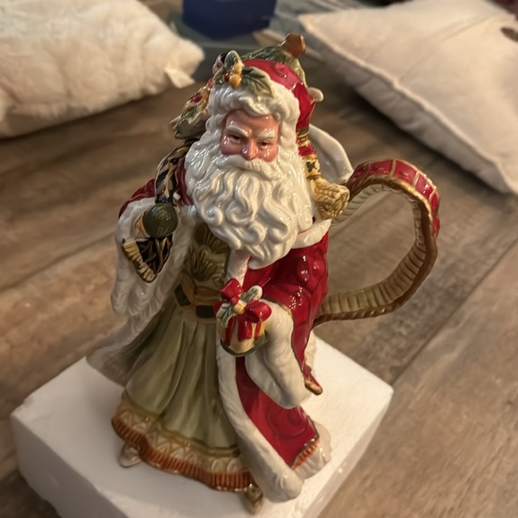 Fitz and Floyd Decanter - Picture 2 of 7